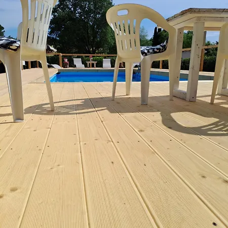Scuderie Vgb Piscina E Maneggio Farm stay *